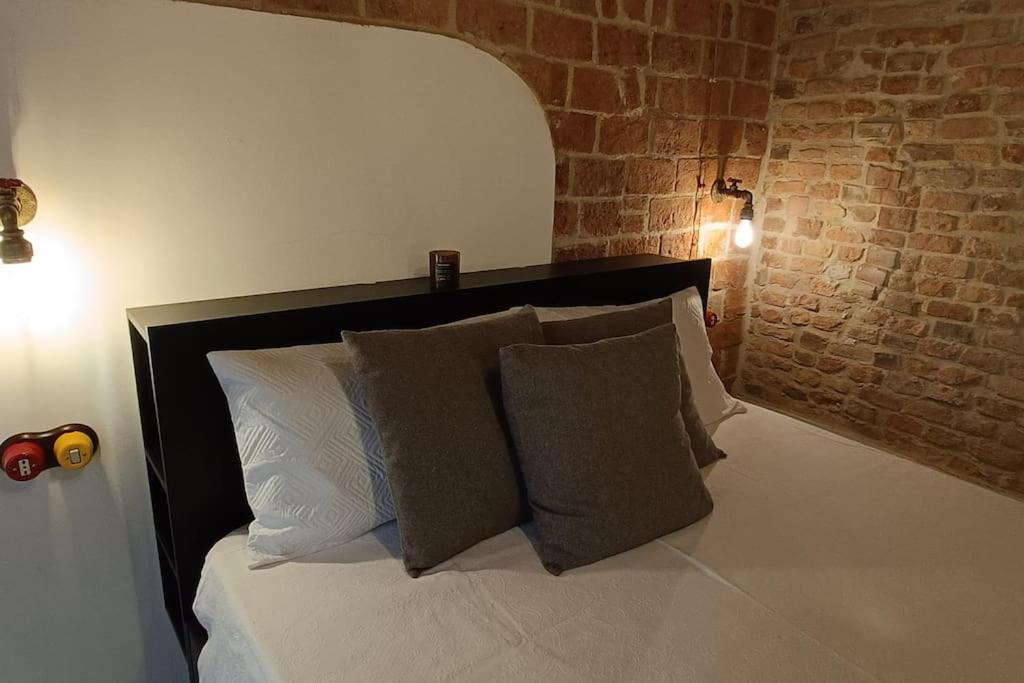 Piazza Statuto-Appartamento Tra Le Mura A-C E Wi-Fi Asti Extérieur photo